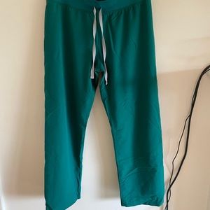 Medium petite figs pants